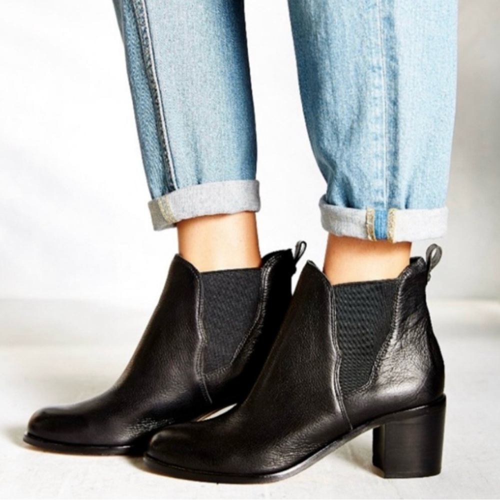 Sam Edelman Justin Black Leather Block Heeled Ankle Pull On Booties Boots 9.5